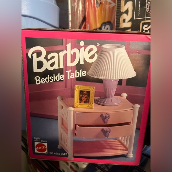 Vintage Barbie Bedside Table Factory Sealed Mattel Doll Furniture 1993 65072 - Picture 1 of 9